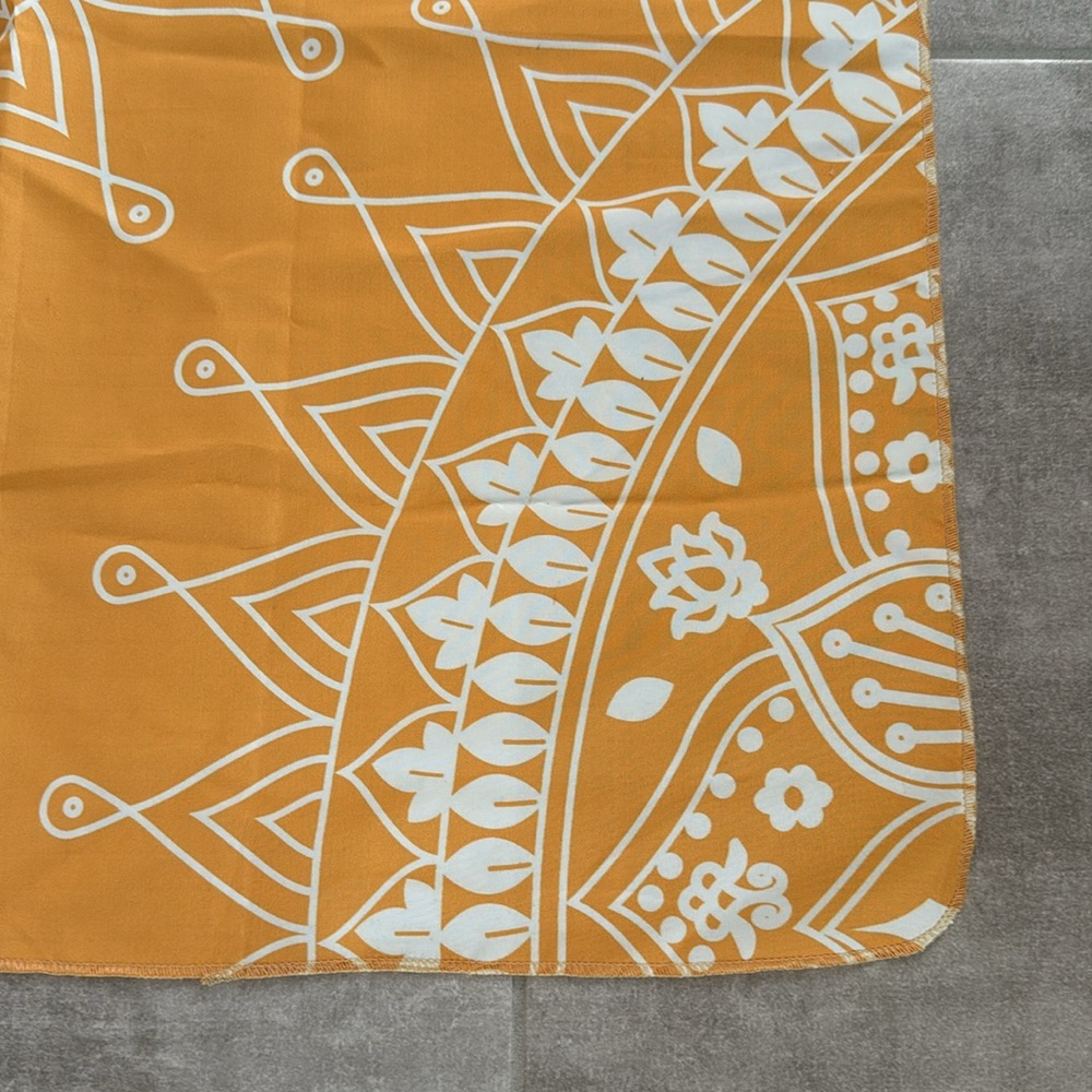 Mandala Bohemian Square Wall Hanging Tapestry- Mustard Color-Excellent Condition - Picture 4 of 4